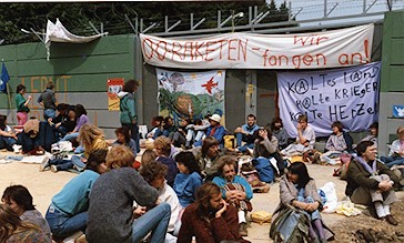 Blockade eines Tores der Raketenstation Pydna